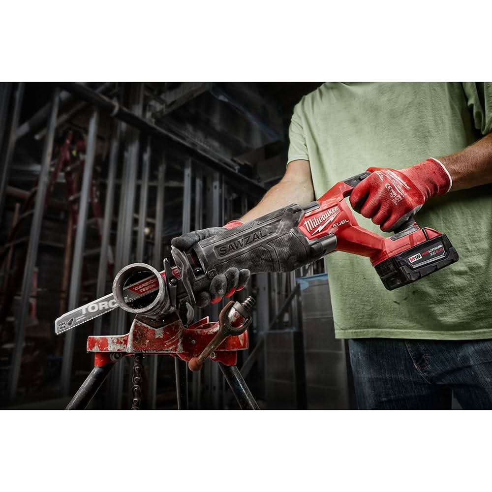 Milwaukee 2821-21 M18 FUEL SAWZALL Recip Saw, 5.0Ah Kit – Tool Nut