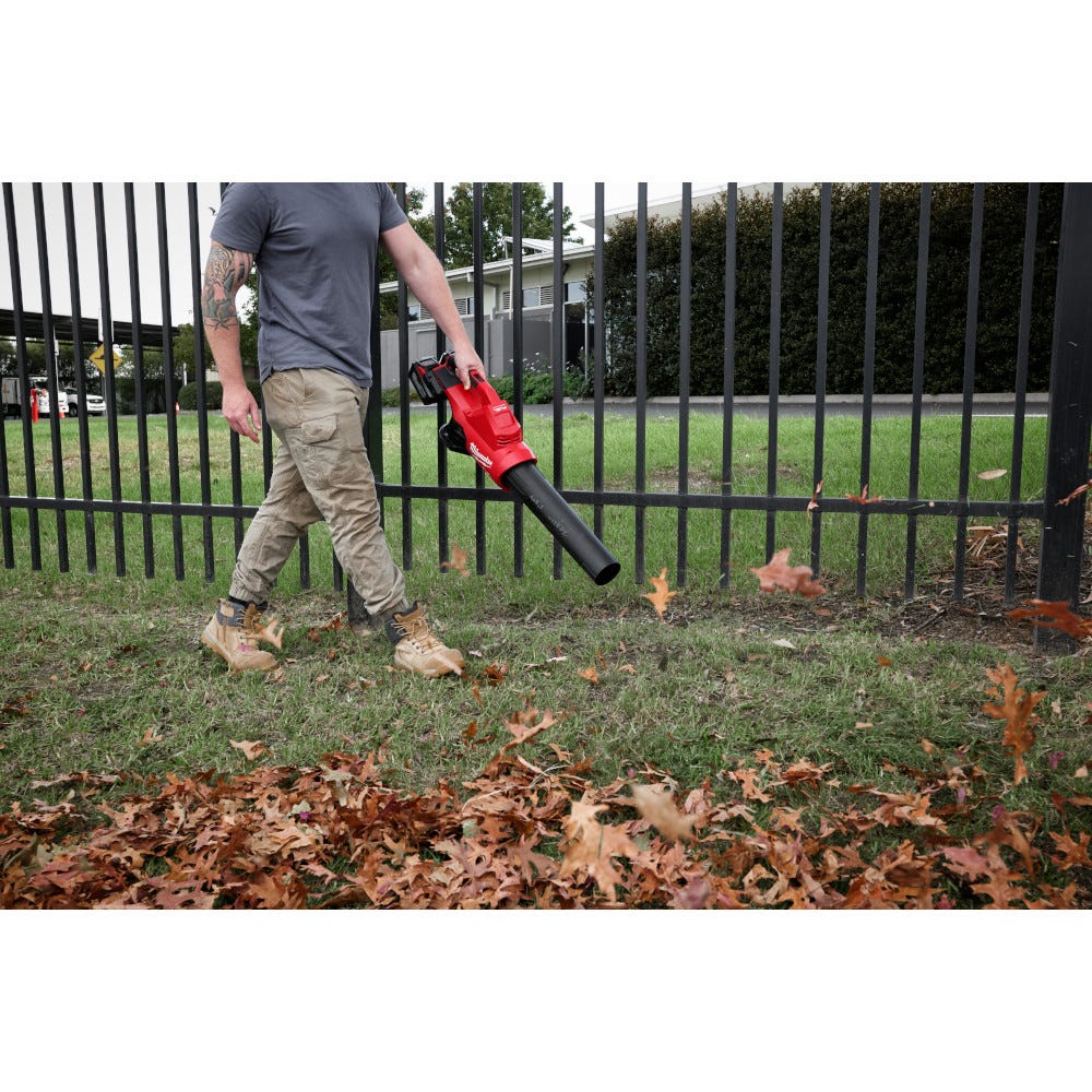 Milwaukee 2824-20 M18 FUEL Dual-Battery Blower, Tool Only
