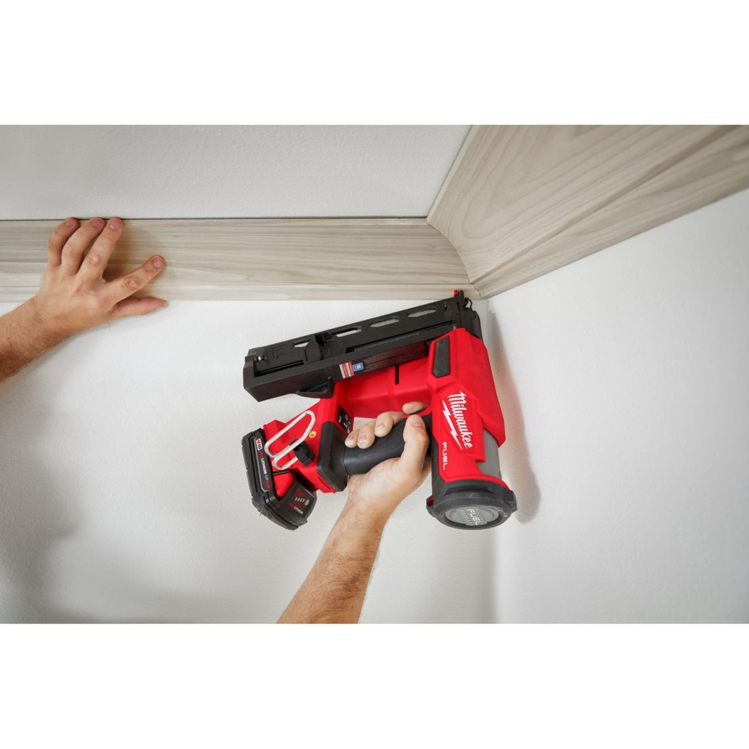 Milwaukee 2841-20 M18 FUEL 16-Gauge Angled Finish Nailer, Tool Only