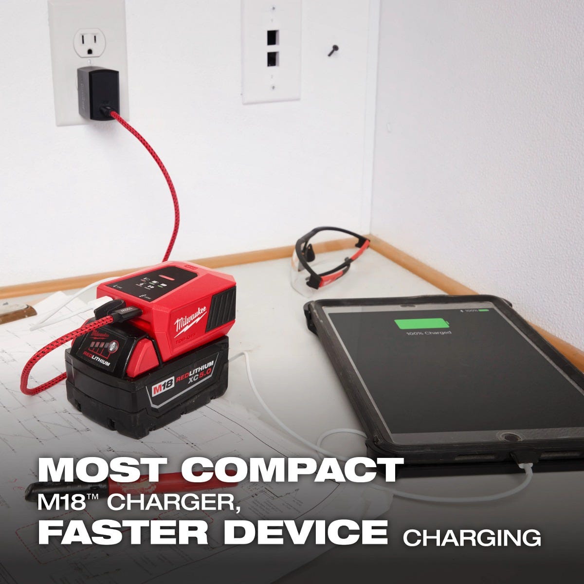 Milwaukee 2847-20 M18 TOP OFF Charger and Power Supply with USB-C Ports, Tool Only