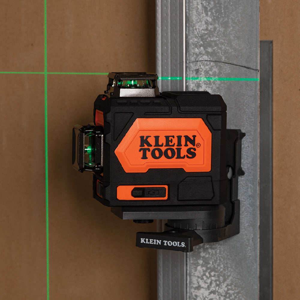Klein 29026 battery for laser level in use