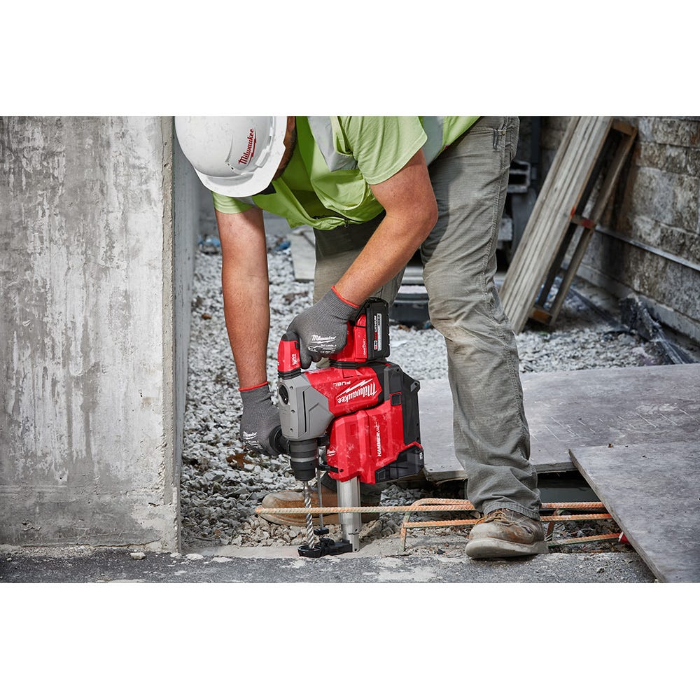 Milwaukee 2915-DE M18 FUEL HAMMERVAC 1-1/8-in. Dedicated Dust Extractor