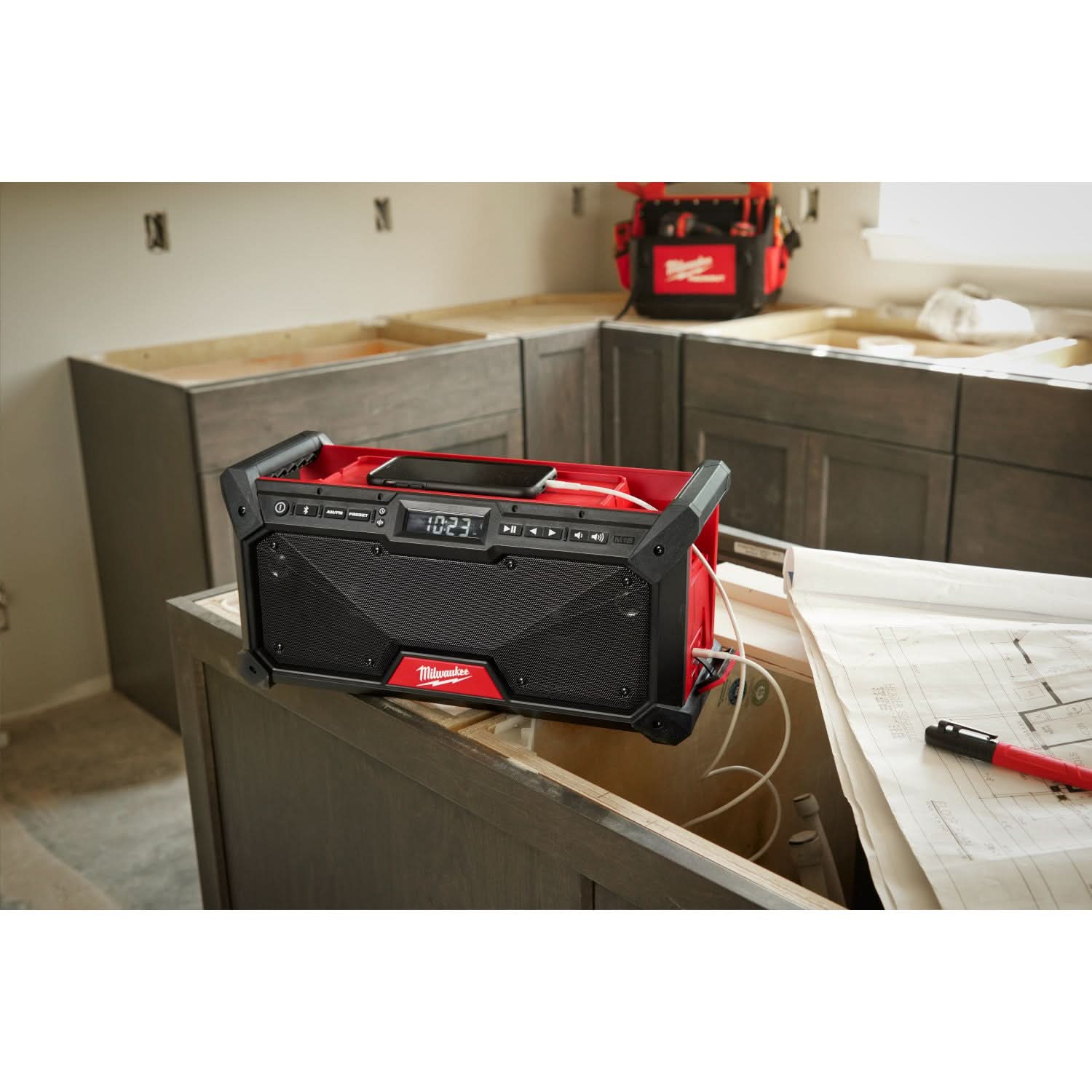 Milwaukee M18 Bluetooth Jobsite Radio (PROMO) – Tool Nut