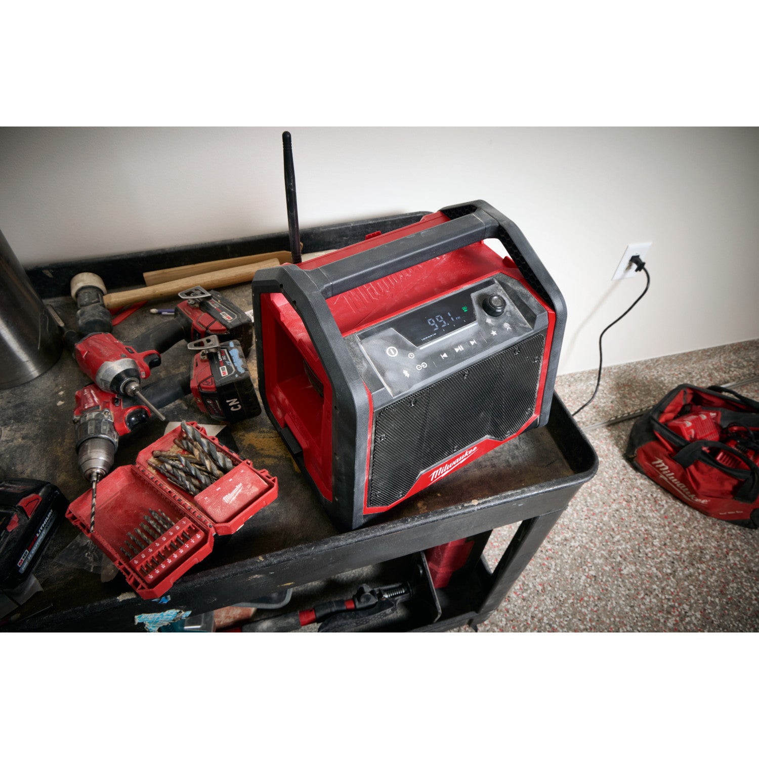 Milwaukee 2956-20 M18 Bluetooth PACKOUT Radio + Charger, Tool Only