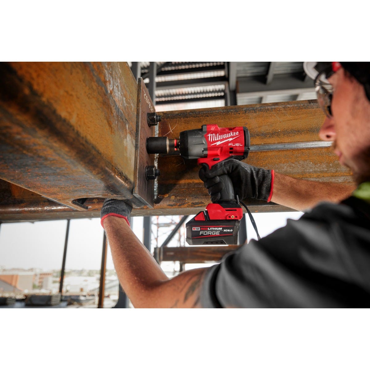Milwaukee 2967-21B M18 FUEL 1/2" High Torque Impact Wrench w/ Friction Ring 5.0Ah Kit