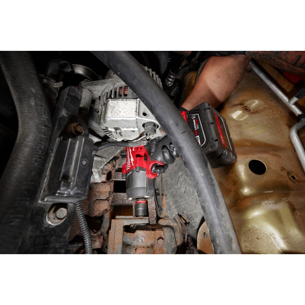 Milwaukee 3010-22  M18 FUEL 1/2" HTIW & 3/8" MTIW Automotive Combo Kit