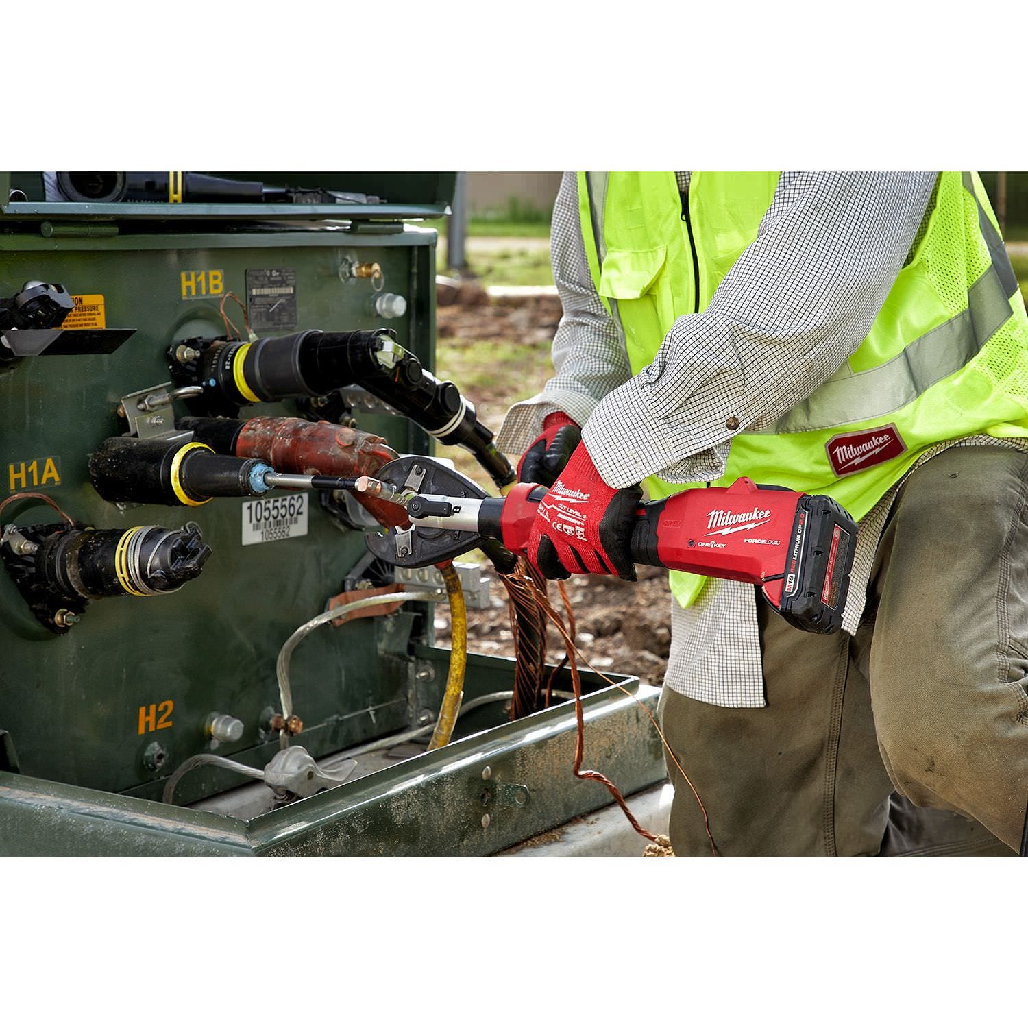 Milwaukee 2978-22BG M18 FORCE LOGIC 6T Linear Utility Crimper Kit with BG-D3 Jaw 2.0Ah Kit