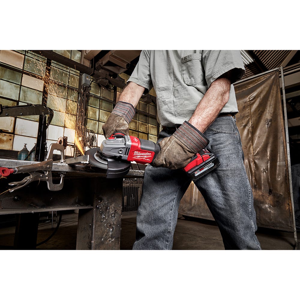 Milwaukee 2980-20 M18 FUEL Brushless 4-1/2" - 6" Paddle Switch Grinder, No-Lock, Tool Only