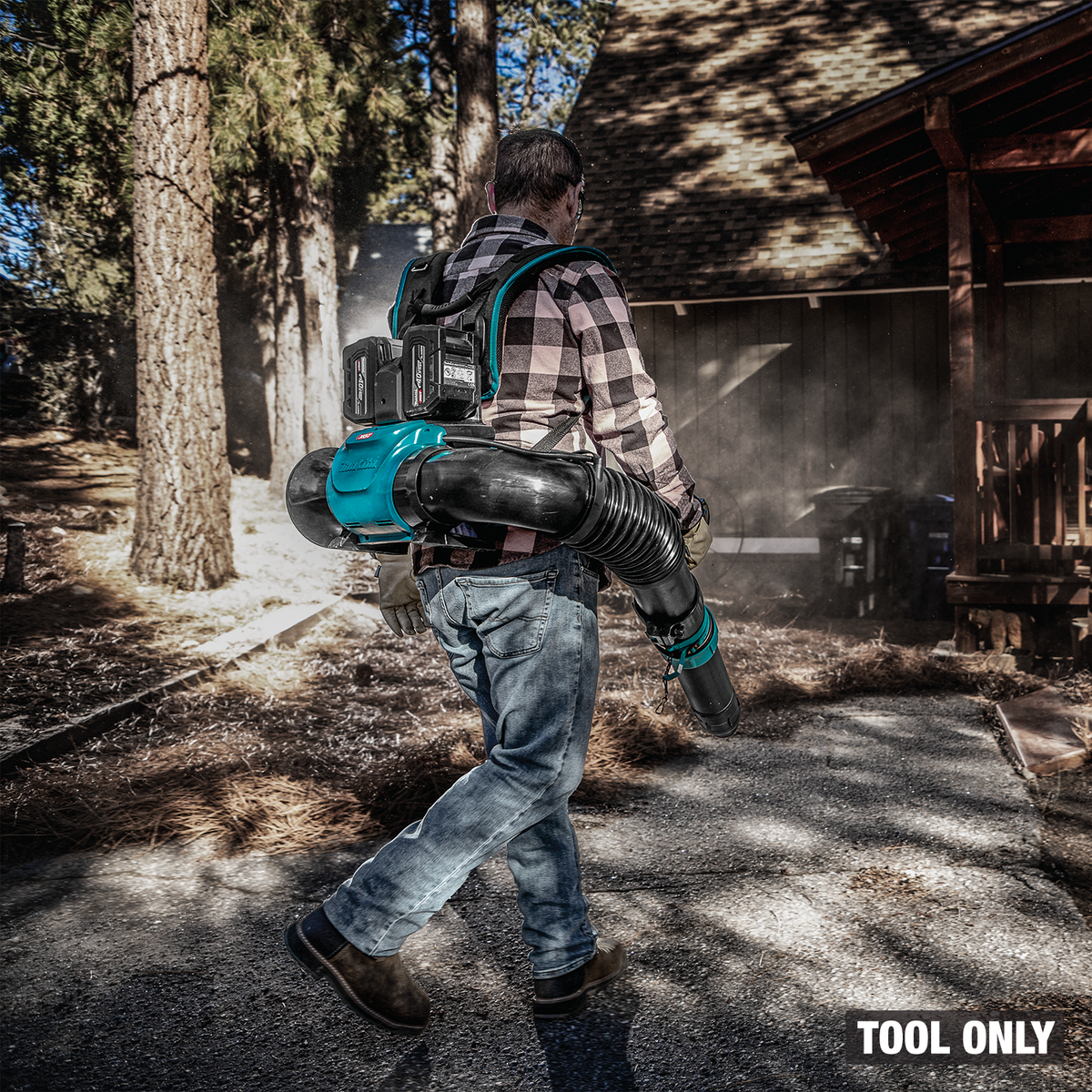 Makita 40V max XGT Brushless Backpack Blower (GBU04Z) - in use on the job 17