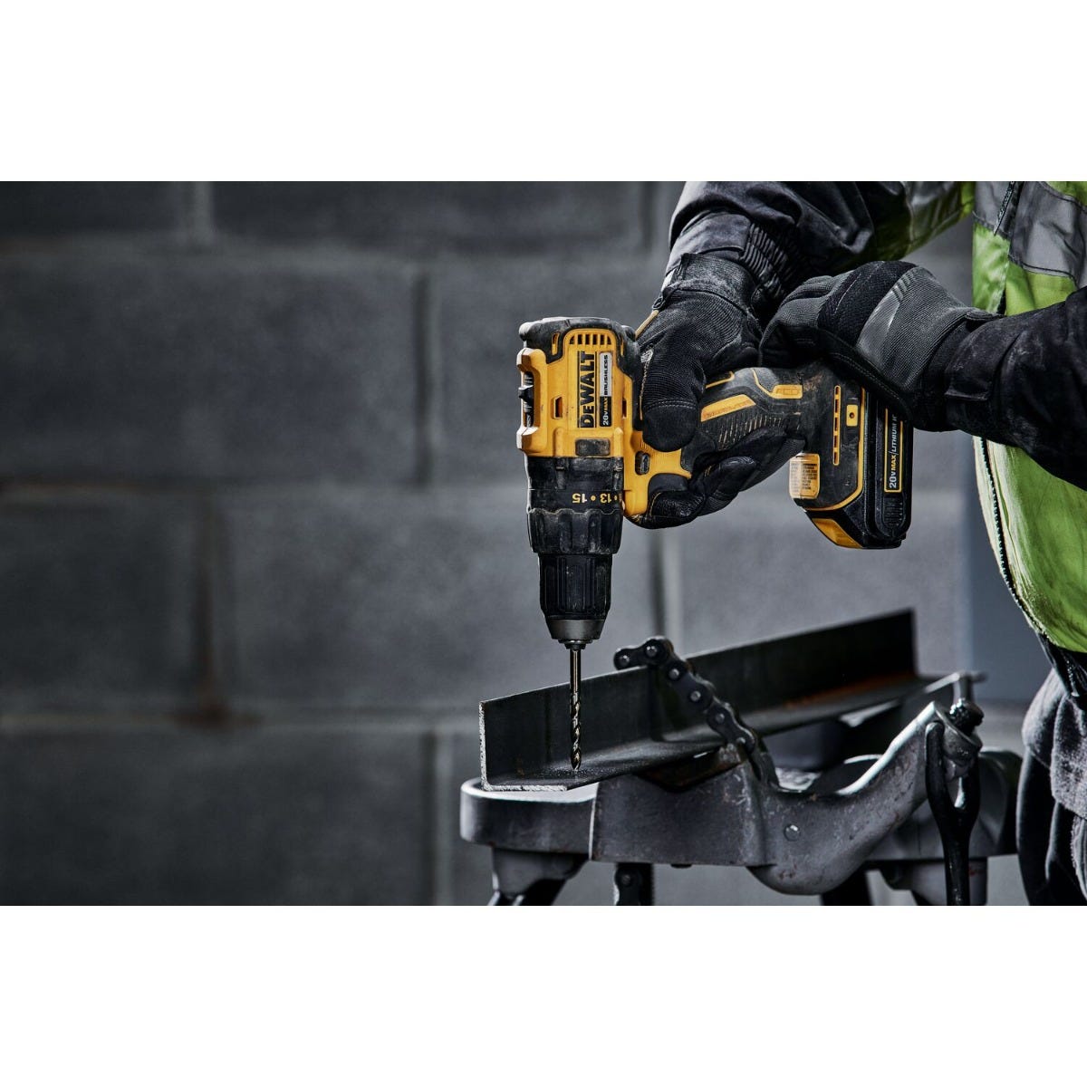 DeWalt DCD777B 20V MAX Compact Brushless Drill/Driver