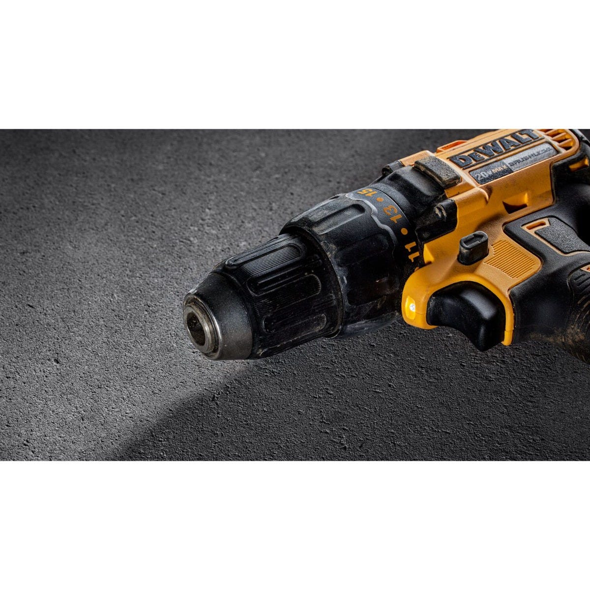 DeWalt DCD777B 20V MAX Compact Brushless Drill/Driver