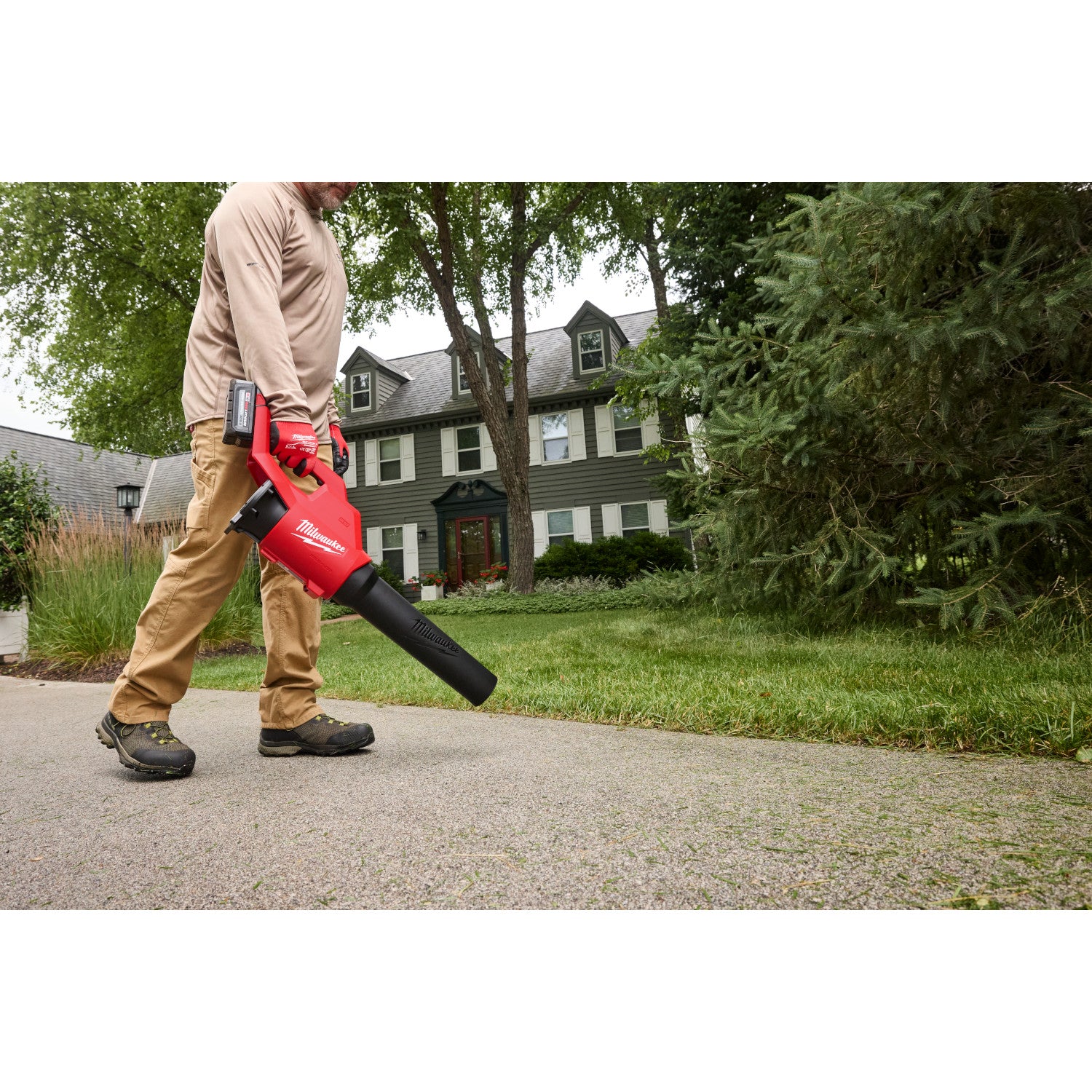 Milwaukee 3044-20 M18 Brushless 450-CFM Lightweight Blower, Tool-Only