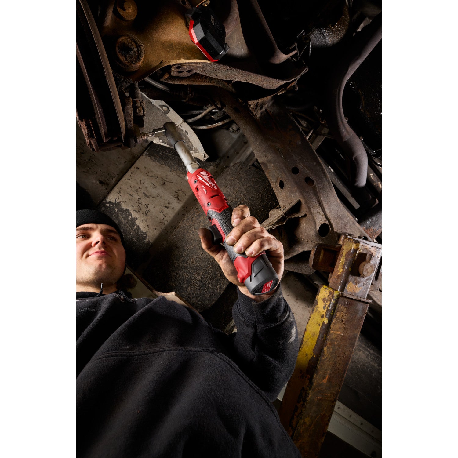 Milwaukee M12 FUEL 3/8-in. Extended Reach Ratchet 2.5Ah Kit (3059-21)
