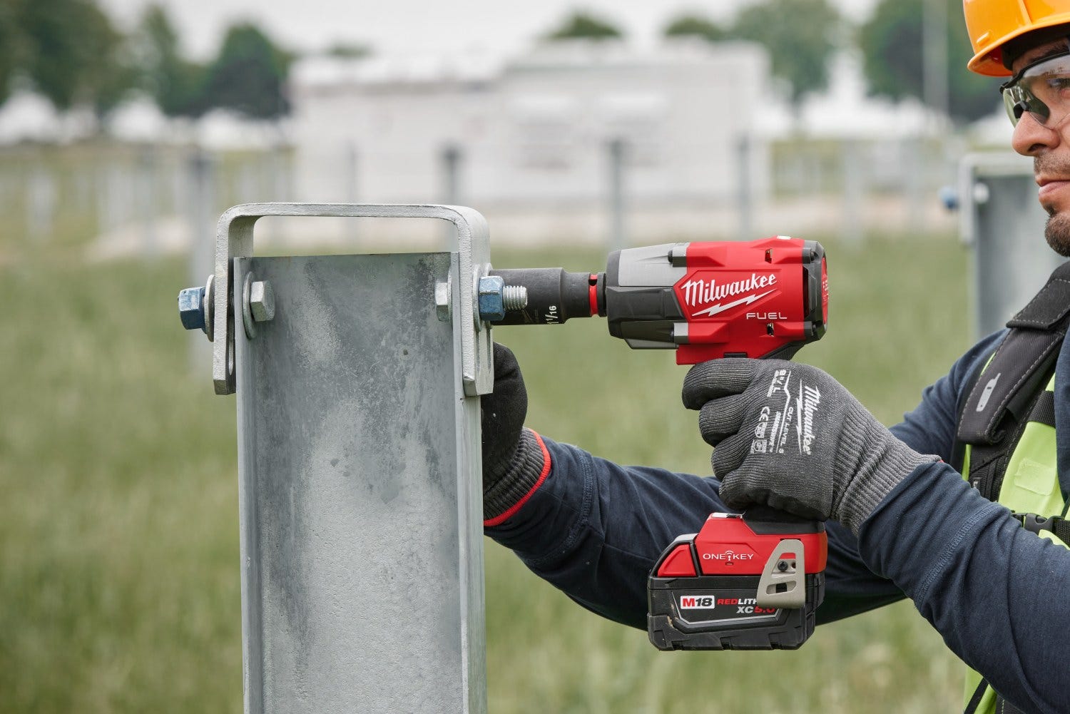 Milwaukee 3062-20 M18 FUEL 1/2-in. Controlled Mid-Torque Impact Wrench, Tool Only