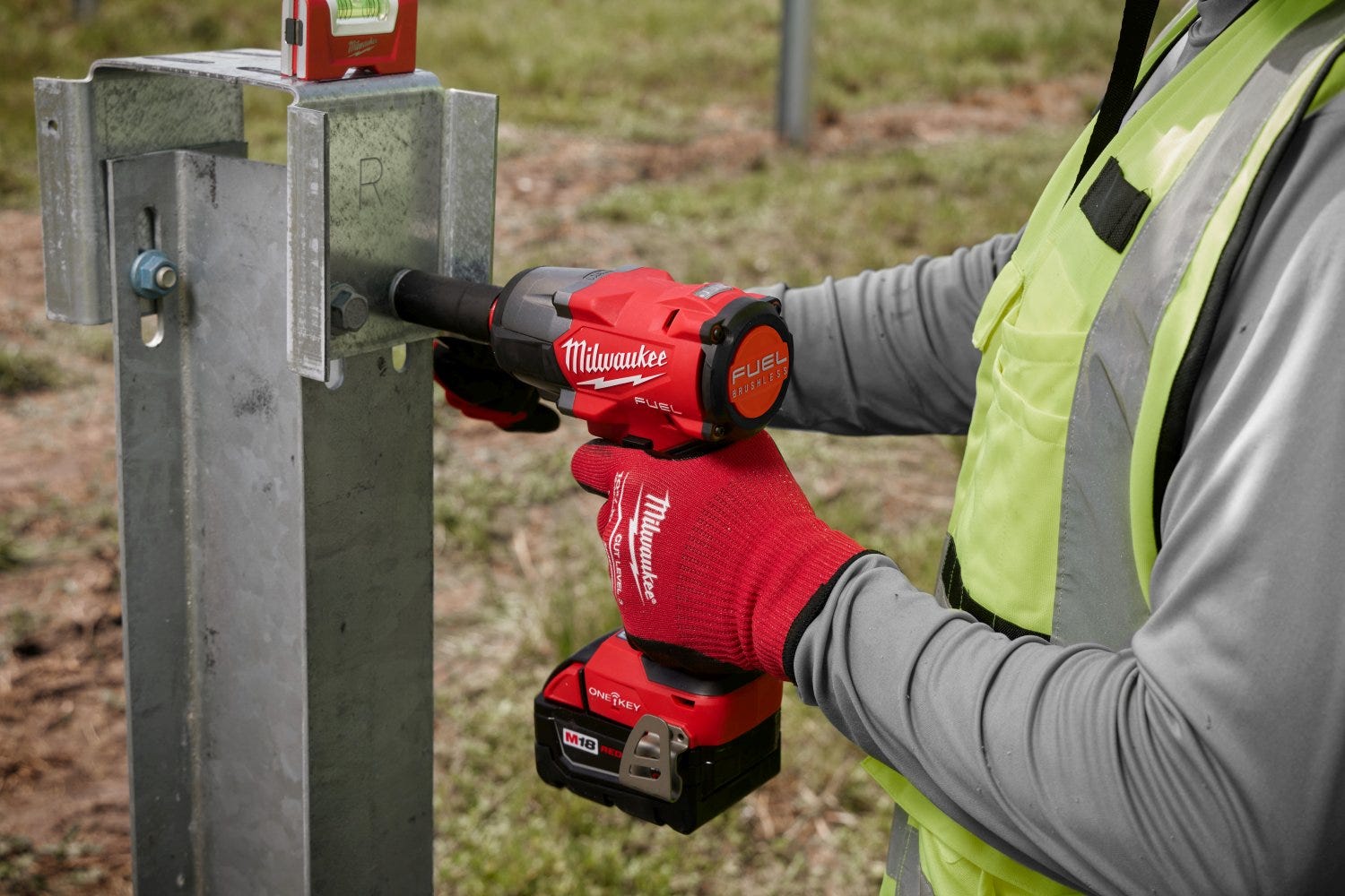 Milwaukee 3062-20 M18 FUEL 1/2-in. Controlled Mid-Torque Impact Wrench, Tool Only