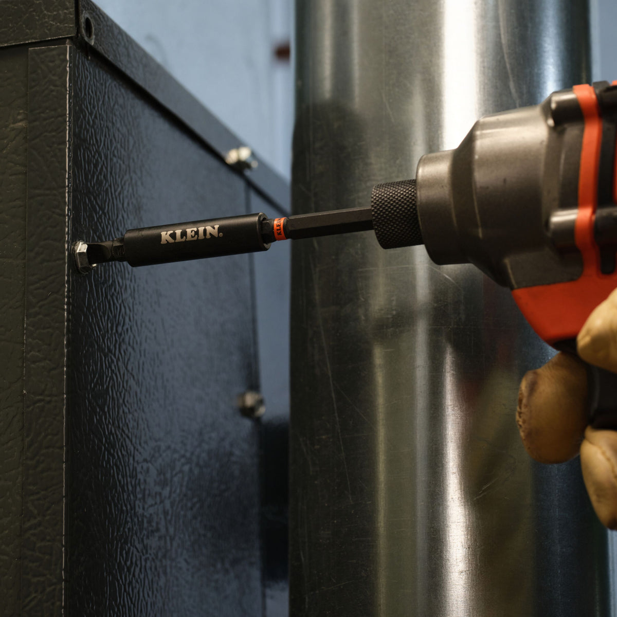 Klein Tools 32317HD 27-in-1 screwdriver with bits removed from in-handle storage