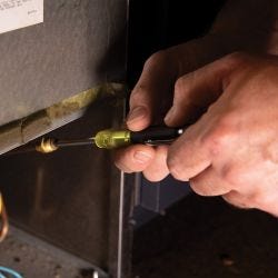 Klein Tools 32613 HVAC Pocket Screwdriver, 3-in-1, Phillips, Slotted, Schrader Bits