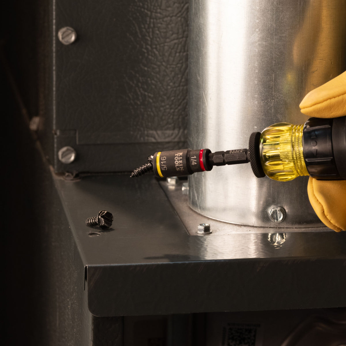 Klein Tools 32931VP impact flip socket driving a fastener with an impact driver