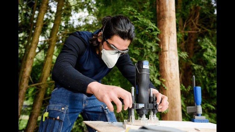 Dremel 335-01 Plunge Router Attachment