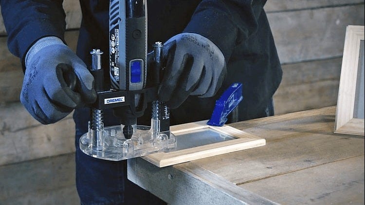 Dremel 335-01 Plunge Router Attachment