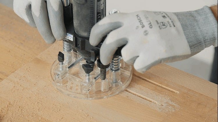 Dremel 335-01 Plunge Router Attachment
