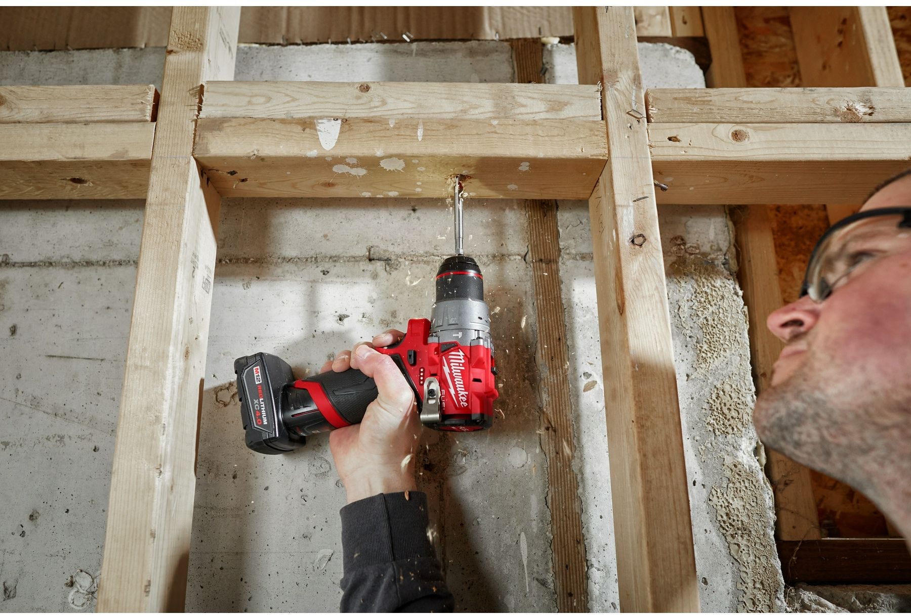 Milwaukee 3404-22 M12 FUEL 1/2-in. Hammer Drill/Driver Kit