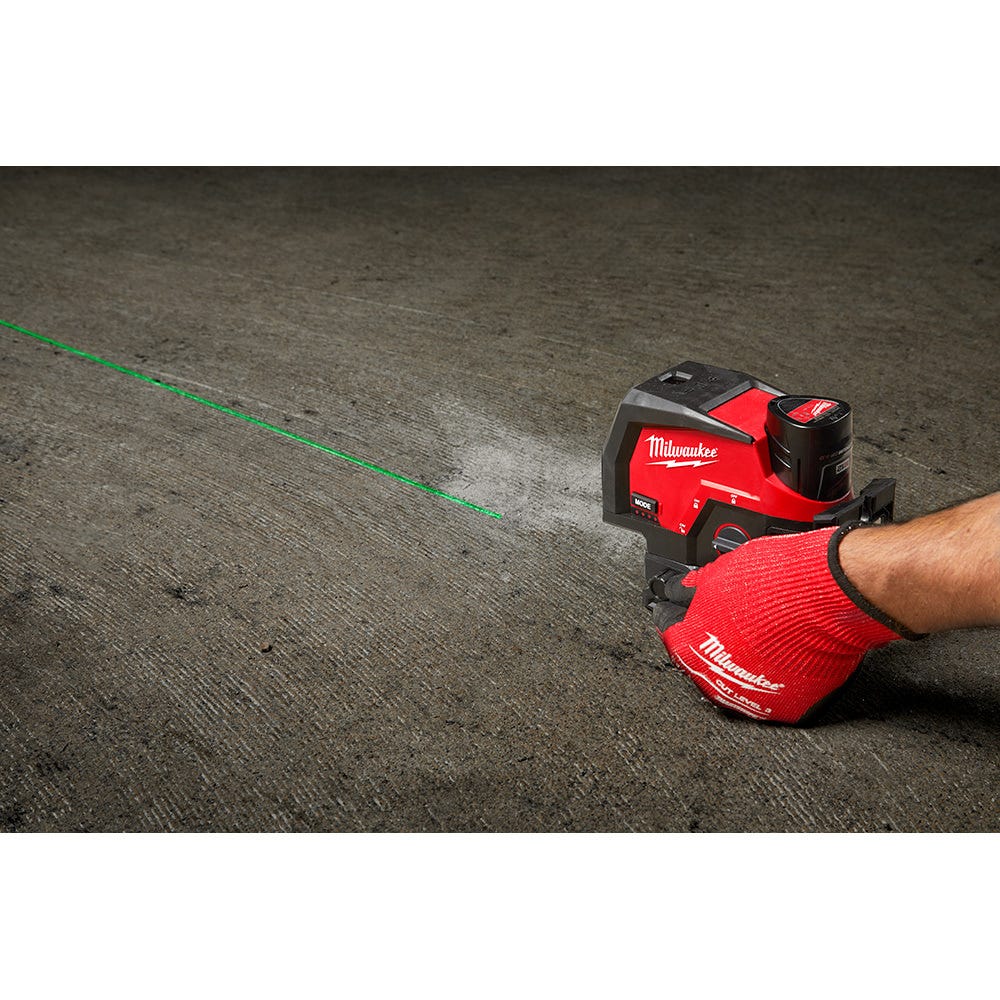 Milwaukee 3622-21 M12 Green Cross Line & Plumb Points Laser 3.0Ah Kit