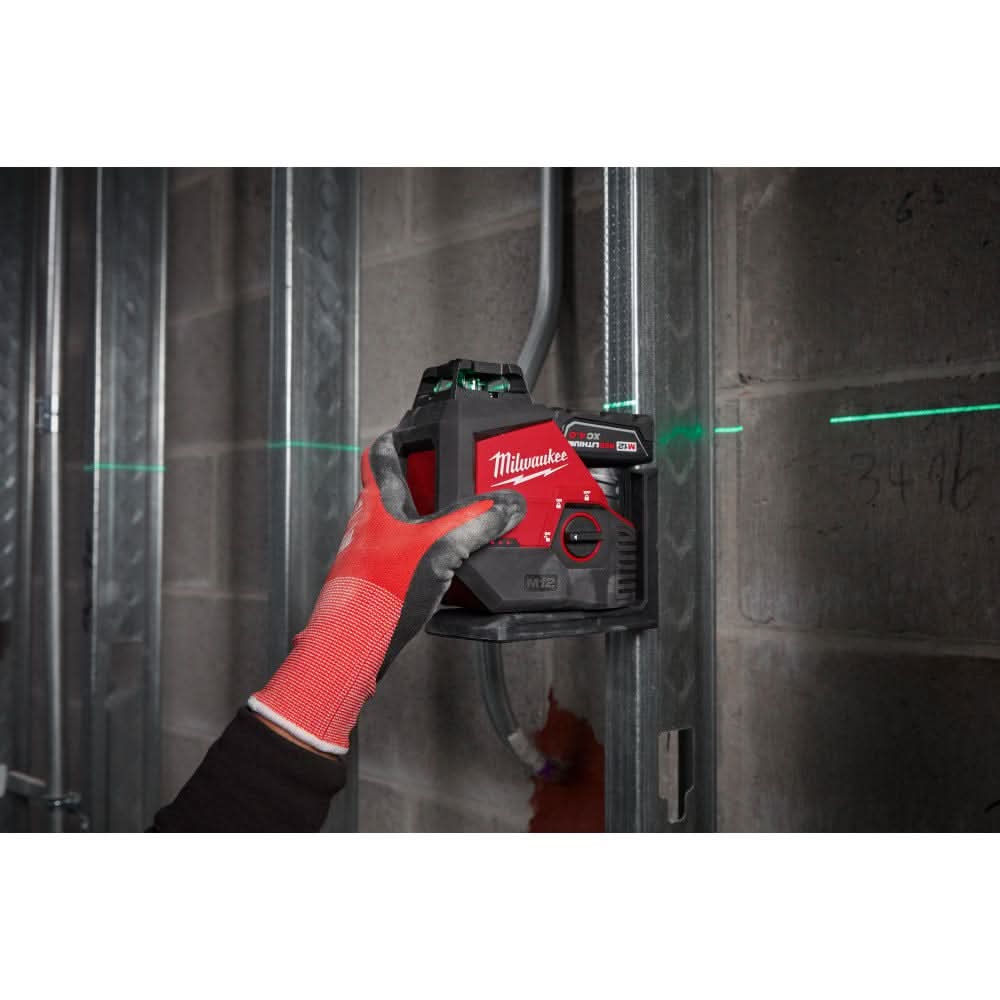 Milwaukee 3631-20 M12 Green 360 Degree Single Plane Laser, Bare
