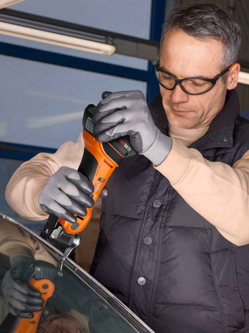 Fein 71293762090 18V AS MULTIMASTER 700 1.7Q AUTOGLASS Oscillating MultiTool 2.4Ah Kit