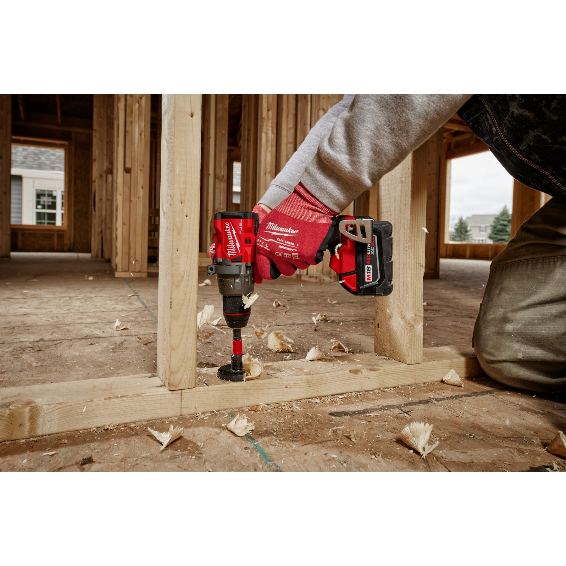 Milwaukee 3699-22 M18 FUEL 1/2-in. Hammer Drill and 1/4-in. Hex Hydraulic Driver Combo Kit