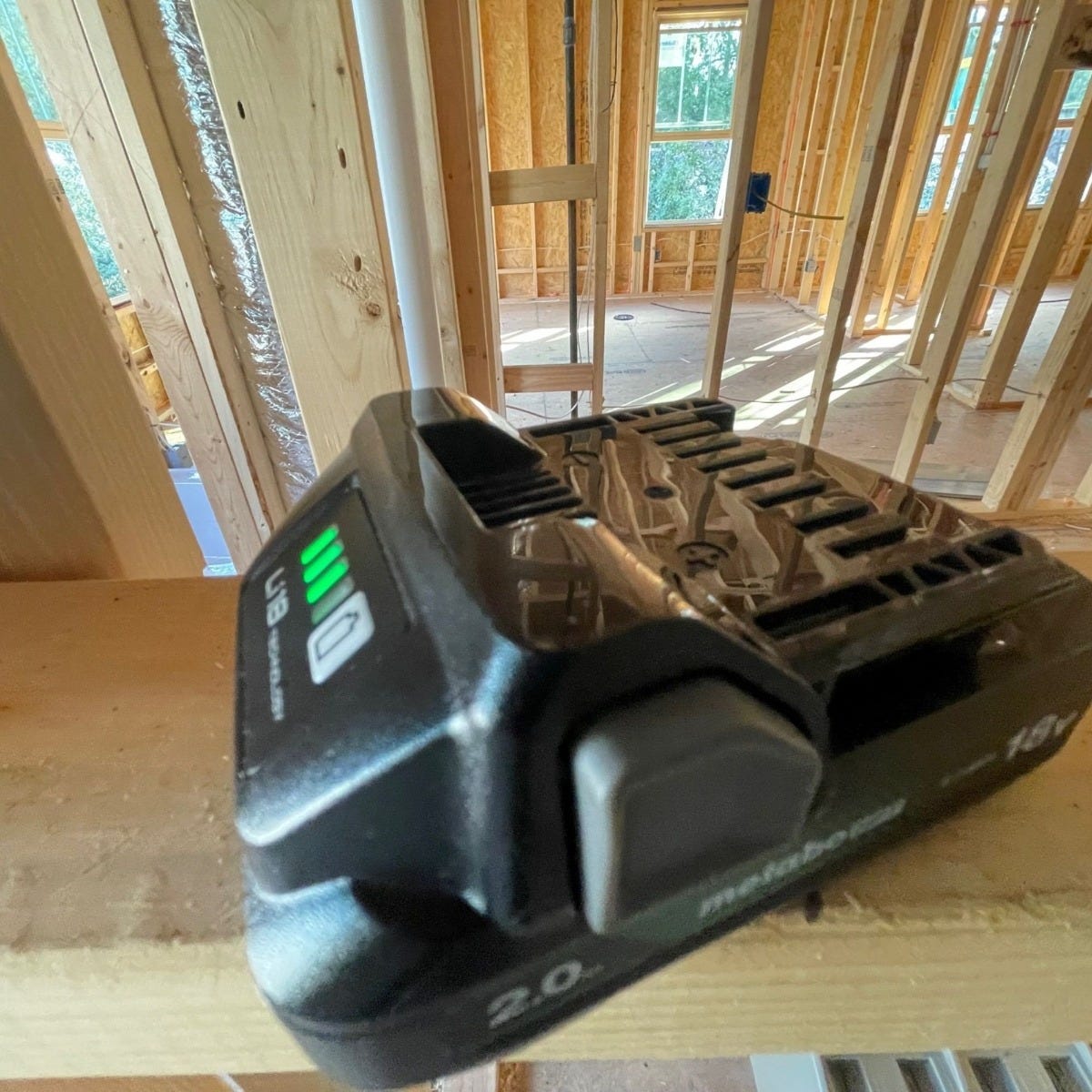 Metabo HPT 377797M 18V 2.0Ah Battery (with fuel indicator)