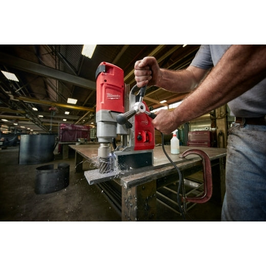 Milwaukee 4272-21 Electromagnetic Drill Kit, 1-5/8"
