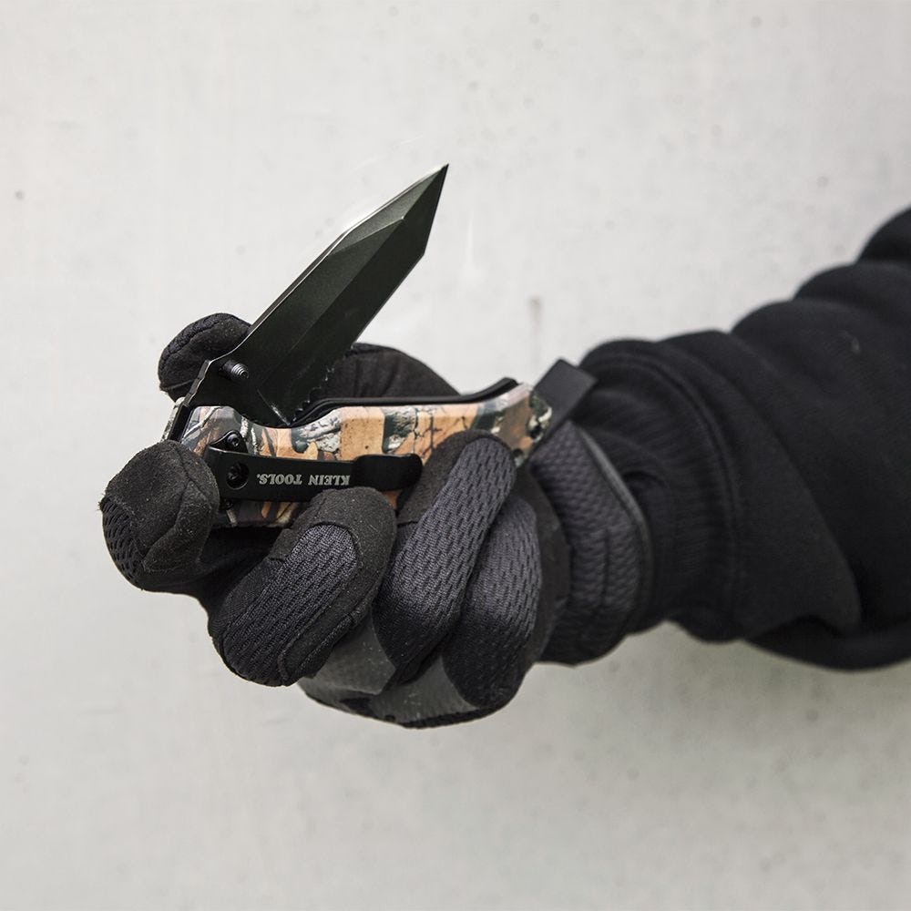 Klein Tools 44222 Pocket Knife, REALTREE XTRA Camo, Tanto Blade