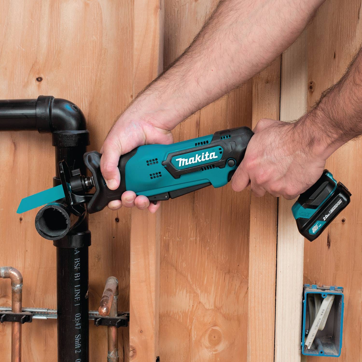 Makita RJ03R1 12V max CXT Lithium-Ion Cordless Recipro Saw Kit (2.0Ah)