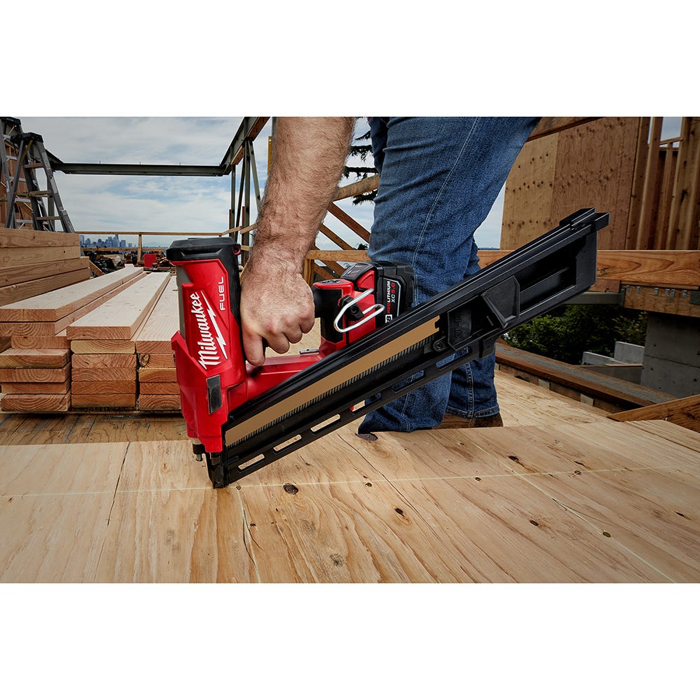 Milwaukee 48-08-2745 M18 FUEL 30-Degree Framing Nailer Extended Capacity Magazine