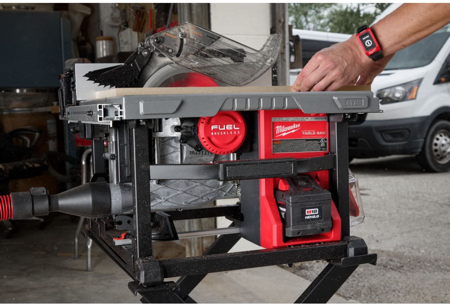 Milwaukee M18 REDLITHIUM FORGE HD12.0 Battery Pack with M18 REDLITHIUM FORGE XC8.0 Battery Pack