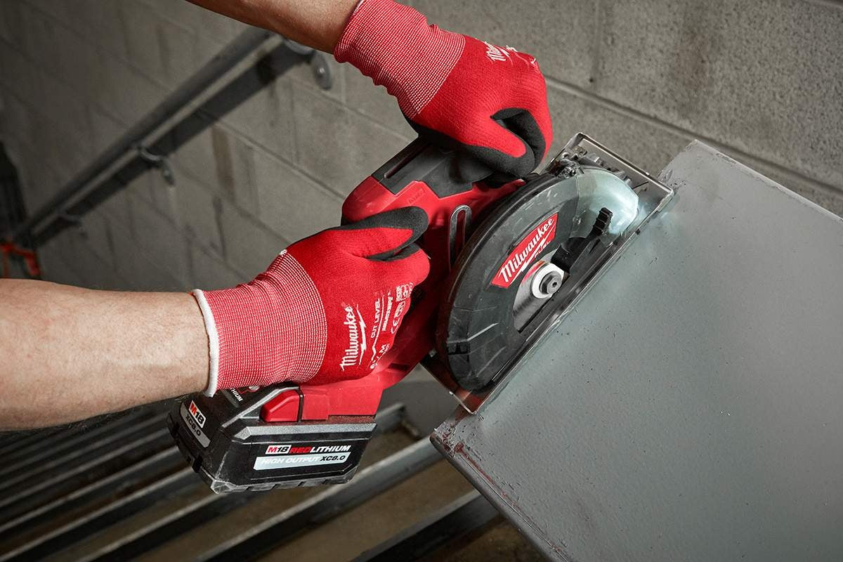 Milwaukee 48-59-1880 M18 REDLITHIUM HIGH OUTPUT XC 8.0Ah Starter Kit (PROMO)