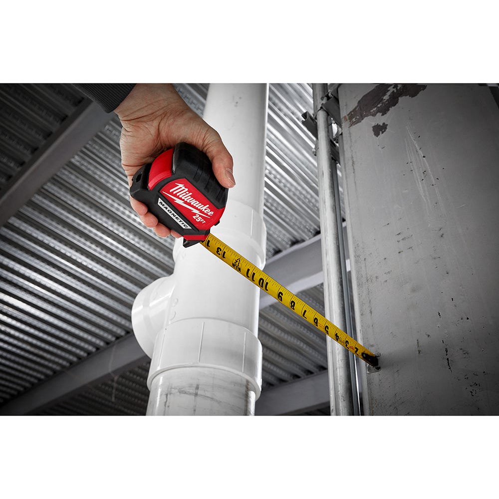 Milwaukee 48-22-0317 5M / 16-Foot Compact Magnetic Tape Measure