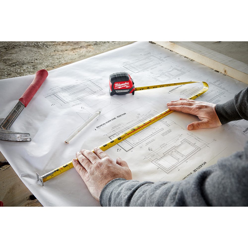 Milwaukee 48-22-0317 5M / 16-Foot Compact Magnetic Tape Measure