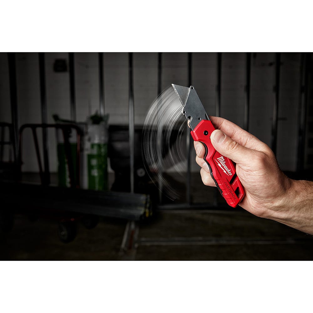 Milwaukee 48-22-1504 Fastback Folding Utility Knife And Blades Set