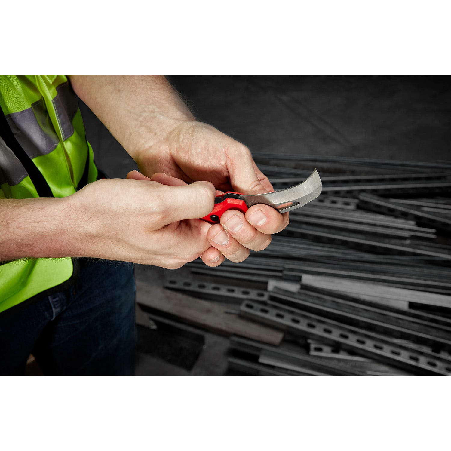 Milwaukee 48-22-1525 FASTBACK Hawkbill Folding Knife