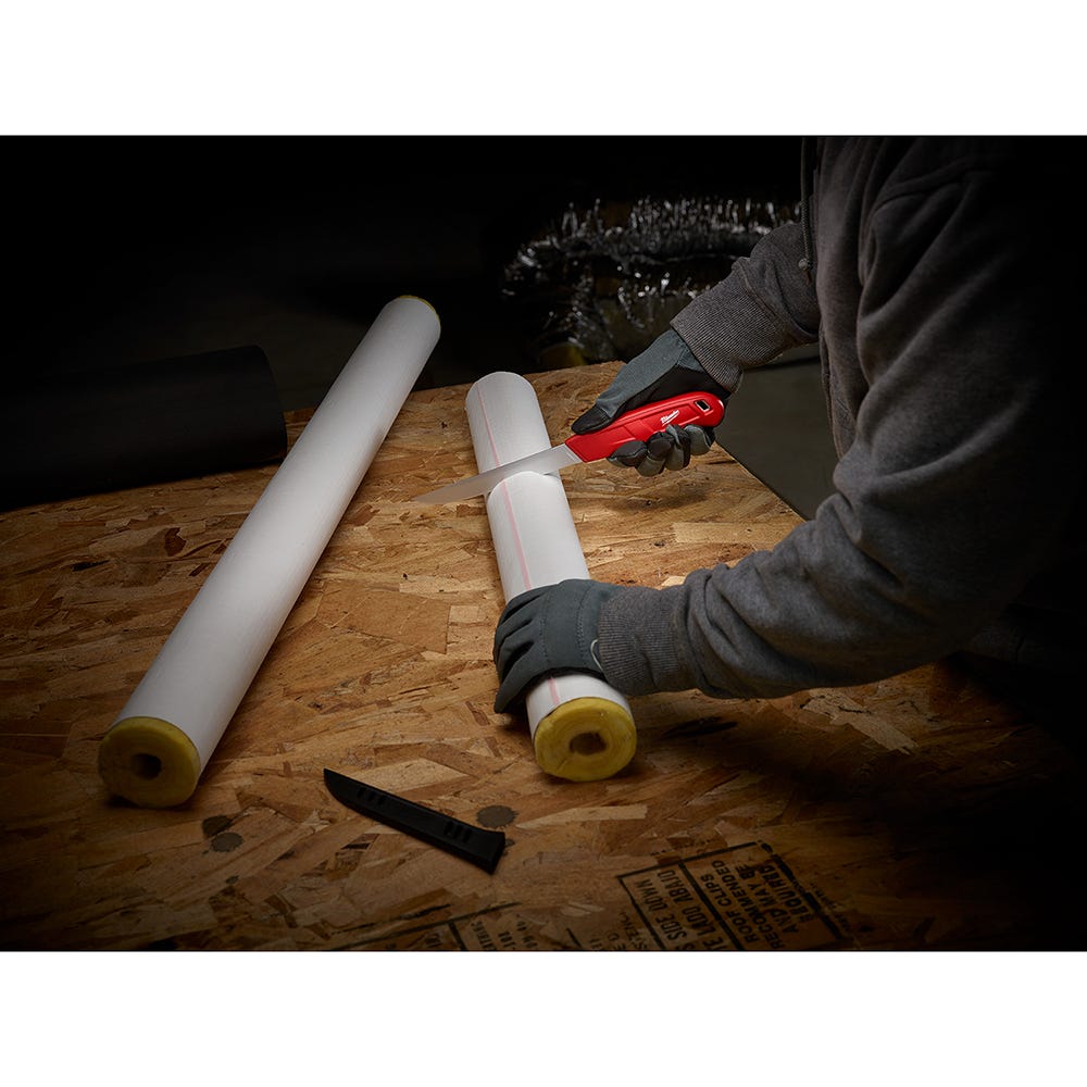 Milwaukee 48-22-1922 Serrated Blade Insulation Knife