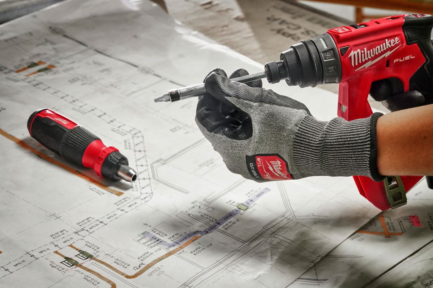 Milwaukee 48-22-2912 27-in-1 Ratcheting Security Multi-Bit Screwdriver