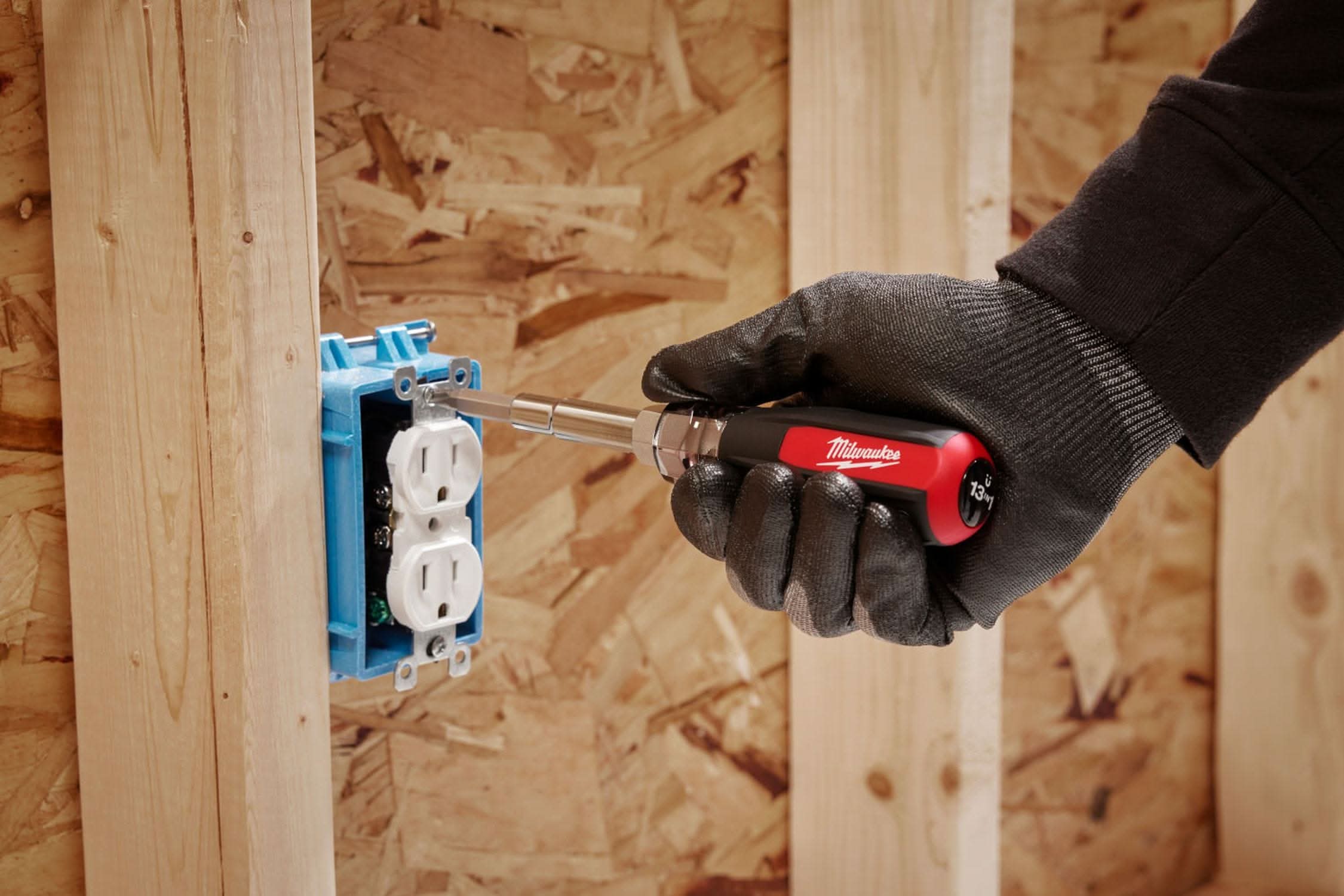 Milwaukee 48-22-2917 13-in-1 Magnetic Multi-Bit Screwdriver – Tool Nut