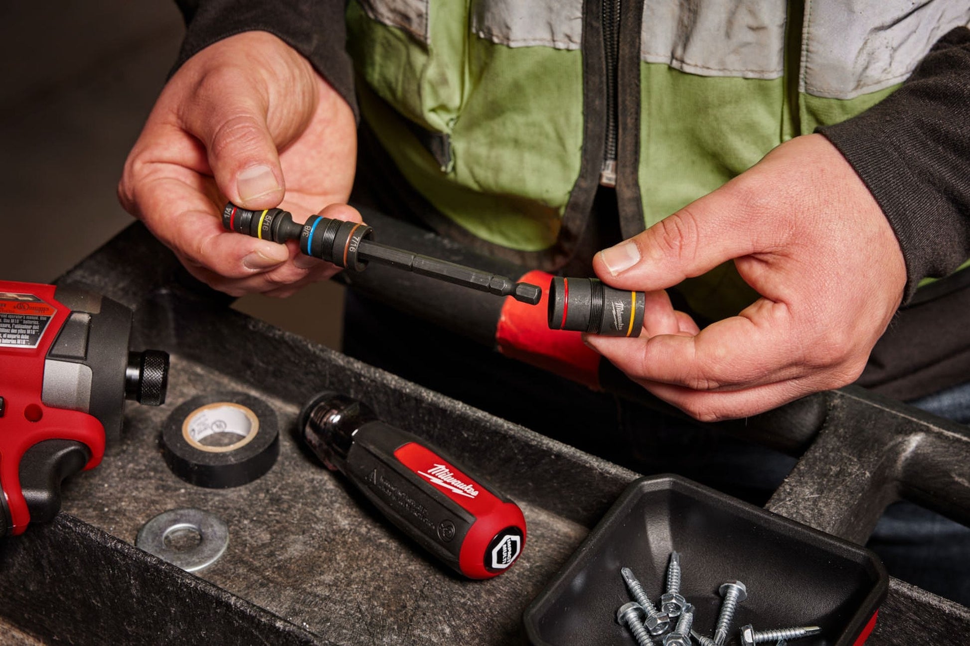 Milwaukee 48-22-2921 Multi-Nut Driver W/ SHOCKWAVE Impact Duty (flip) Magnetic Nut Drivers