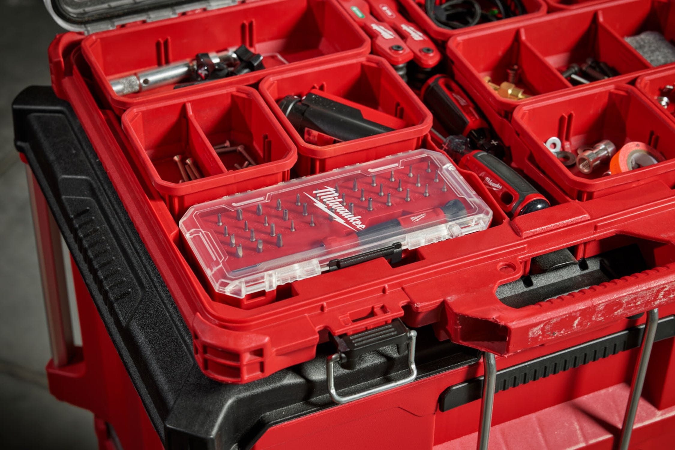 Milwaukee 48-22-2935 39-in-1 Precision Multi-Bit Screwdriver