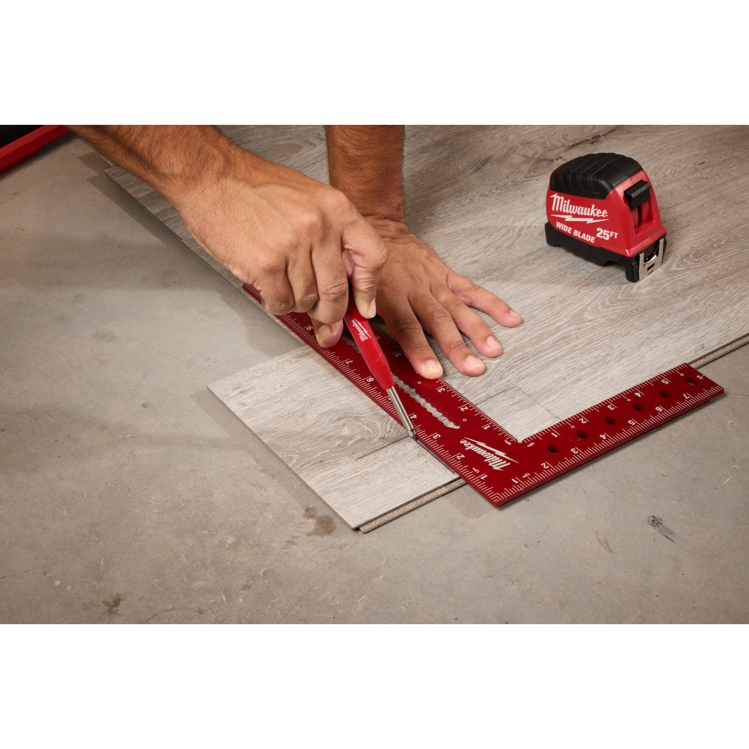 Milwaukee 48-22-3301 Mechanical Pencil with 10-Piece Lead