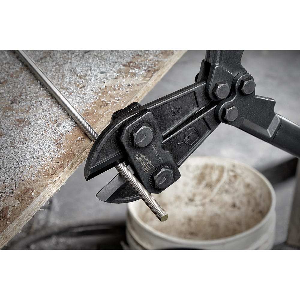 Milwaukee 48-22-4031 30" Bolt Cutter