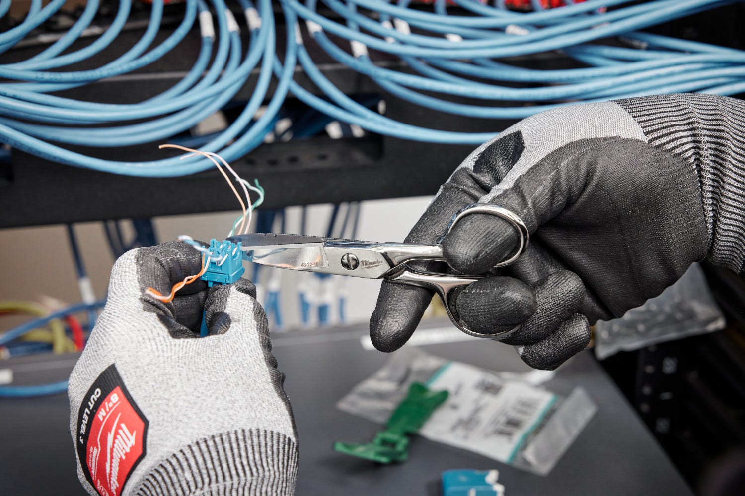 Milwaukee 48-22-4048 Electrician Scissors