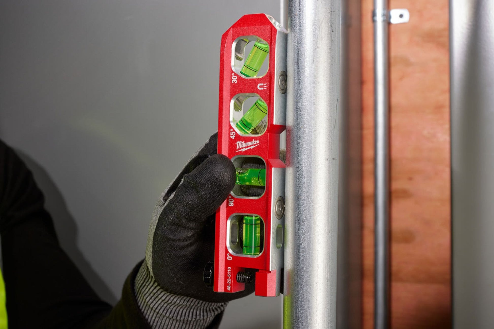 Milwaukee 48-22-5110 6.5" Pipe Lock Billet Torpedo Level